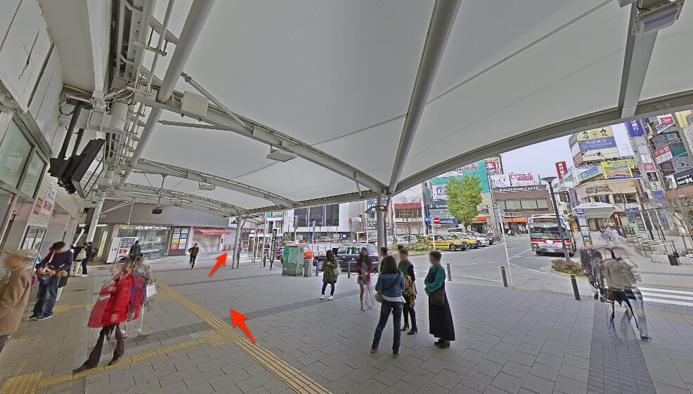 自由が丘駅を出て南へ向かう