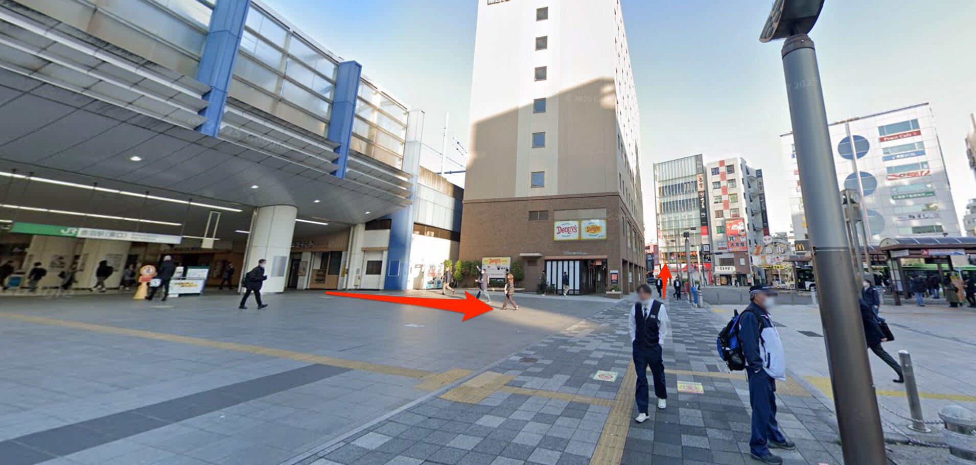 赤羽駅東口を出て北へ進む