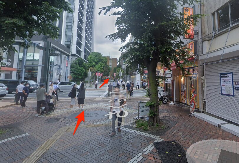 さくら草通りを西へ向かう