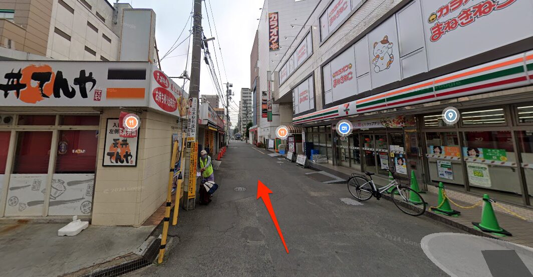 志木駅東口を出て北へ向かう